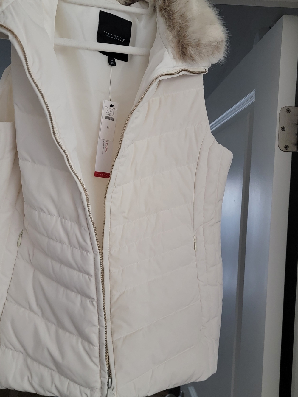 Talbots Womens Ivory Quilted Hooded Vest with Faux Fur Trim